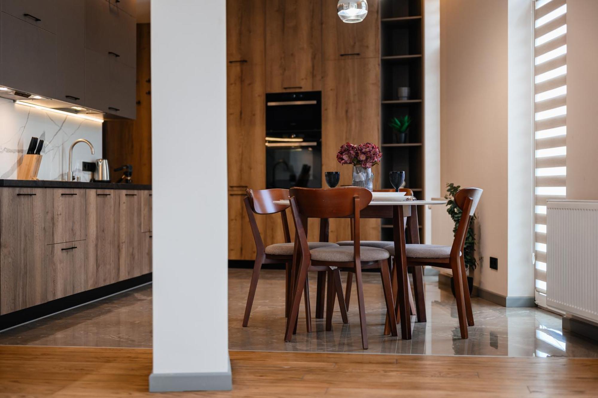 Luxury Apartments Smart House Ujgorod Dış mekan fotoğraf