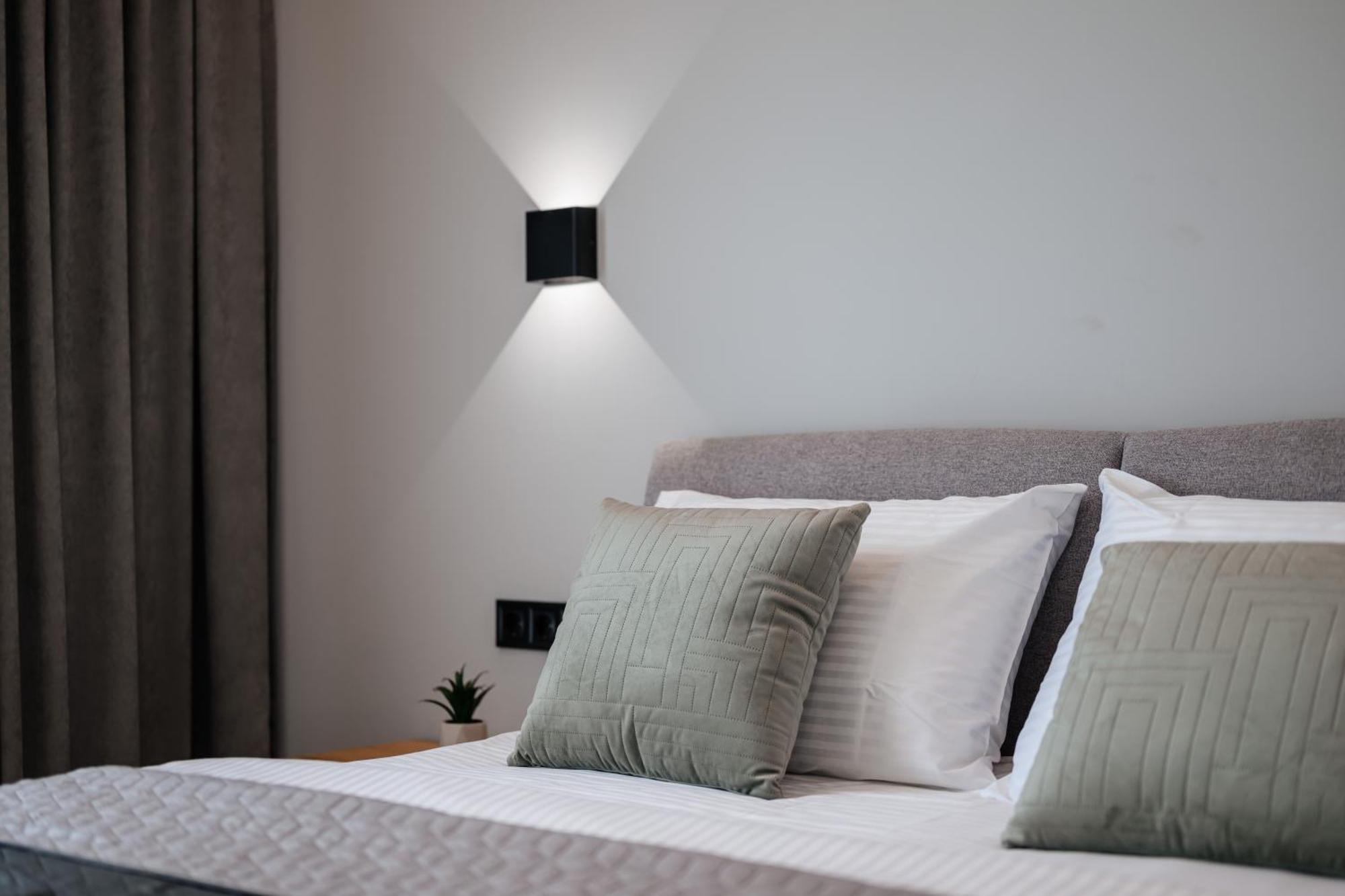 Luxury Apartments Smart House Ujgorod Dış mekan fotoğraf