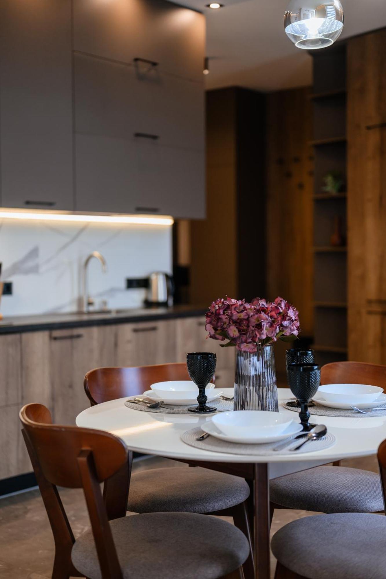 Luxury Apartments Smart House Ujgorod Dış mekan fotoğraf